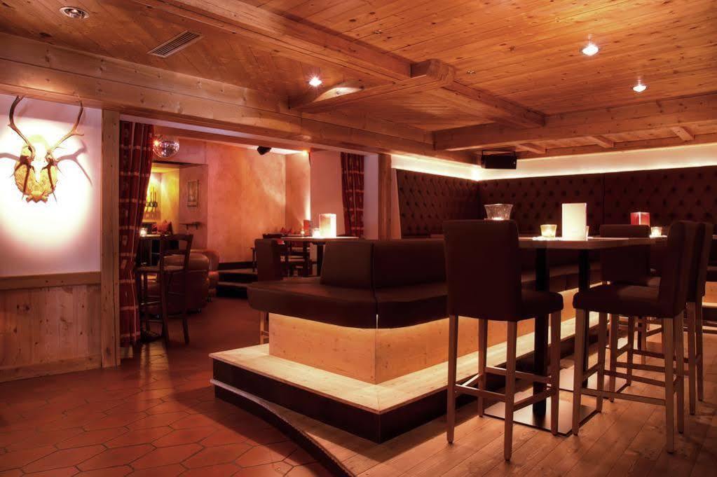 Sankt Johann Spa Suites & Apartments プラート・アッロ・ステルヴィオ エクステリア 写真